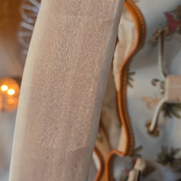 Dooney & Bourke Disney Peter Pan Drawstring satchel NWT - Picture 5 of 6